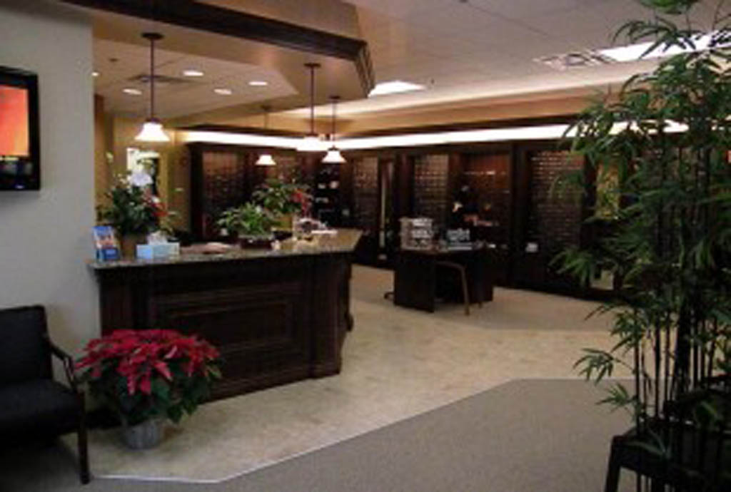 English Rows Eye Care Serving Naperville, Plainfield, & Aurora Areas